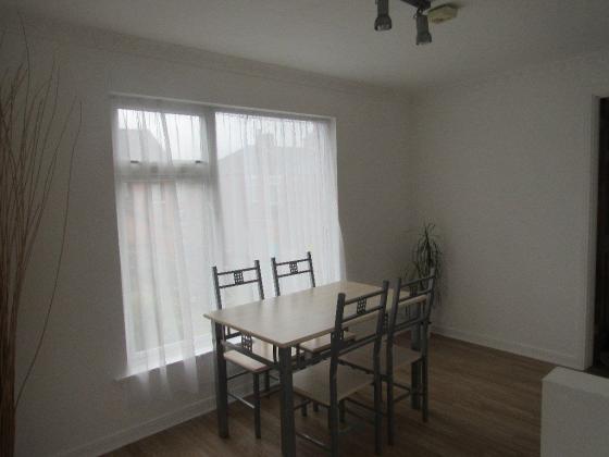 EXCELLENT 2 BED FURNISHED APARTMENT HOLYWOOD RD /NOT HOUSE